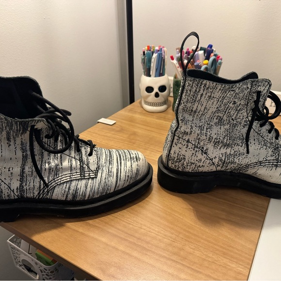 Doc Marten's Pascal Boots - Picture 11 of 12